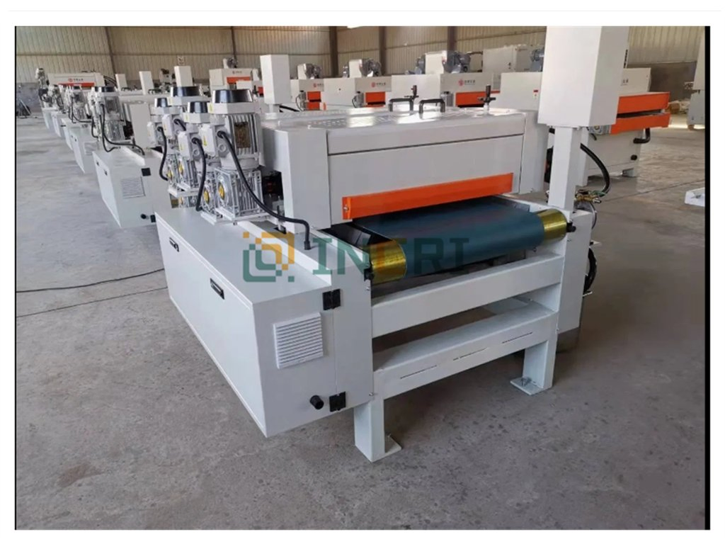 High Precision CNC Spraying Machine UV Roller Coating Machine with UV Paint