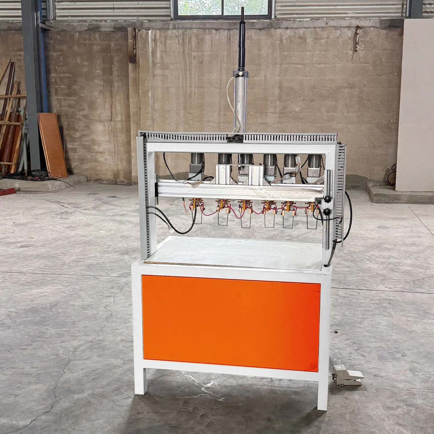 Semi Automatic Mold Free Grooving Machine for Large Scale Work